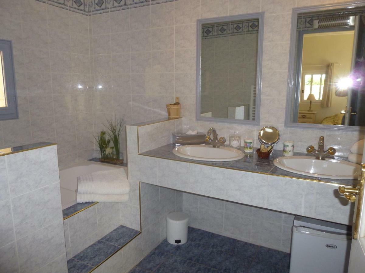 Les Chambres Des Taillades Les Taillades Экстерьер фото